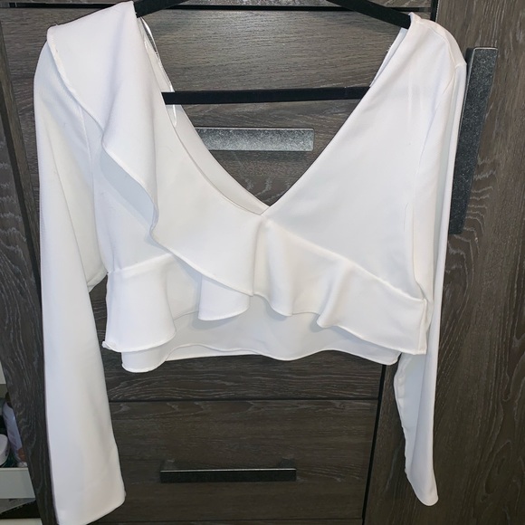 Zara cropped ruffle blouse